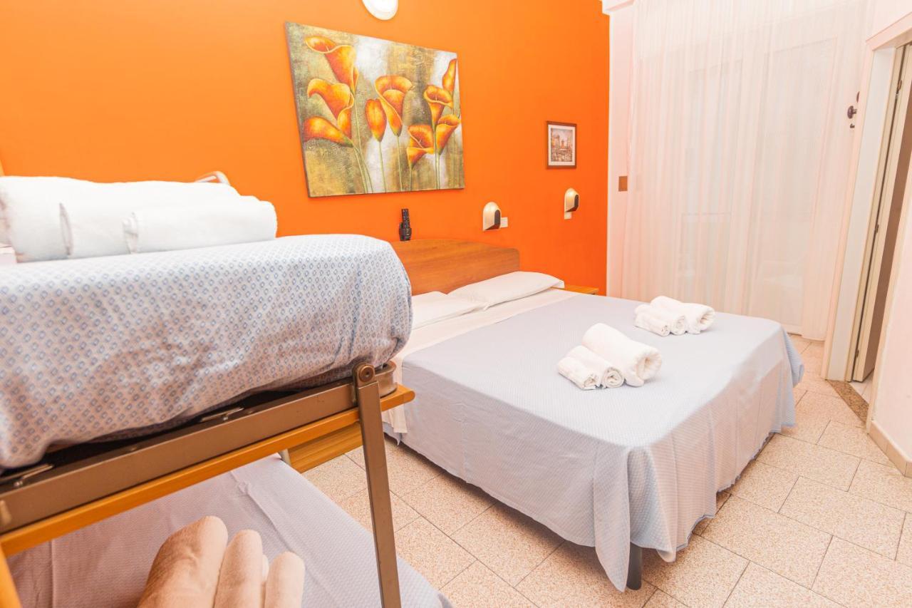 Hotel Arlino Rimini Bagian luar foto